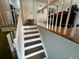 Elegant Staircase Handrail Remodeling thumbnail 9