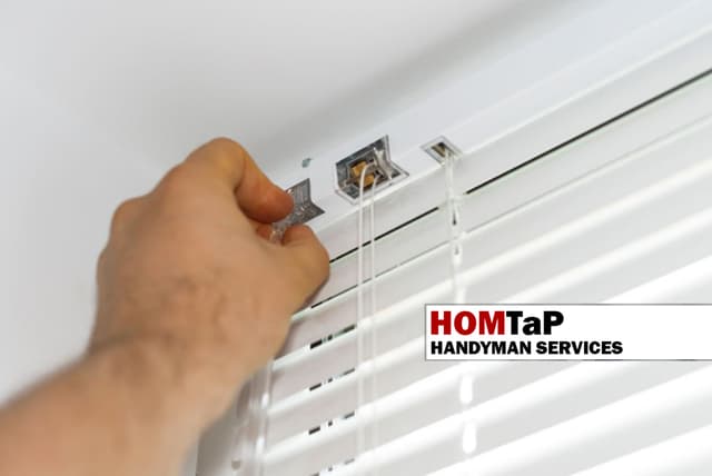 Window Blinds and Curtain Rod Setup service image